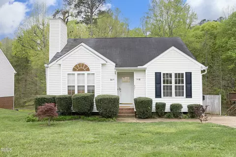 821 Wallridge Dr, Wake Forest, NC 27587