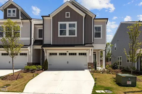 1301 Canary Pepper Dr, Durham, NC 27713