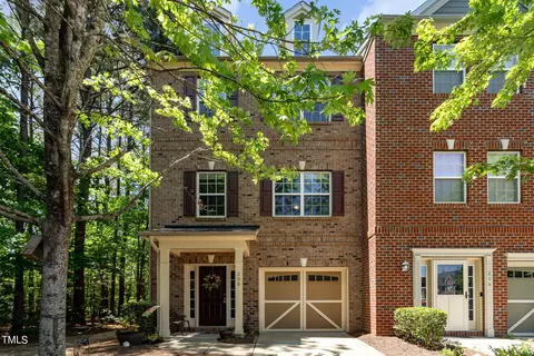 208 High Ramble Ln, Apex, NC 27539