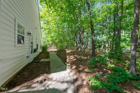 301 Bridgepath Dr, Cary, NC 27513 photo 21