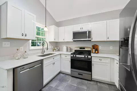 301 Bridgepath Dr, Cary, NC 27513 photo 7