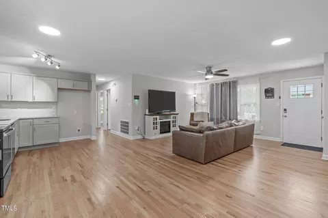 905 Wade Ave, Garner, NC 27529 photo 9