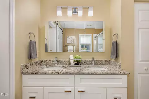 628 W Dunpatrick Pl, Wake Forest, NC 27587 photo 12