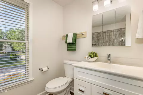 628 W Dunpatrick Pl, Wake Forest, NC 27587 photo 17