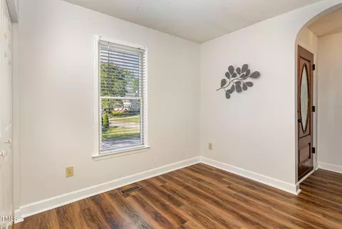 628 W Dunpatrick Pl, Wake Forest, NC 27587 photo 9