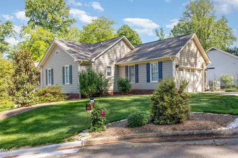 628 W Dunpatrick Pl, Wake Forest, NC 27587 photo 2