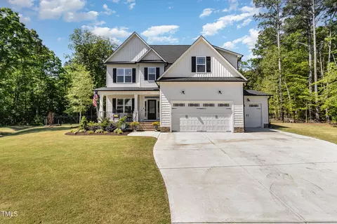 77 Eastland Ct, Smithfield, NC 27577