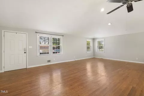 311 Pace St, Smithfield, NC 27577 photo 7