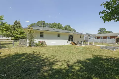 311 Pace St, Smithfield, NC 27577 photo 39
