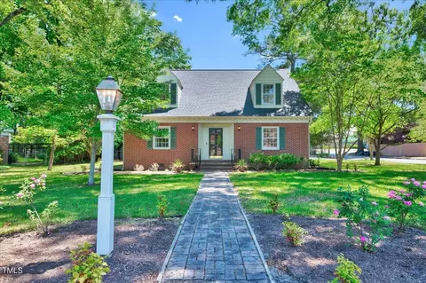 809 S Second St, Smithfield, NC 27577 photo 3