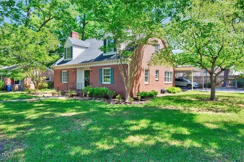 809 S Second St, Smithfield, NC 27577 photo 2