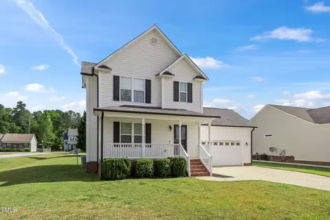 77 Jade St, Smithfield, NC 27577 photo 2
