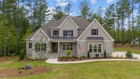 3910 Sage Ct, Wake Forest, NC 27587