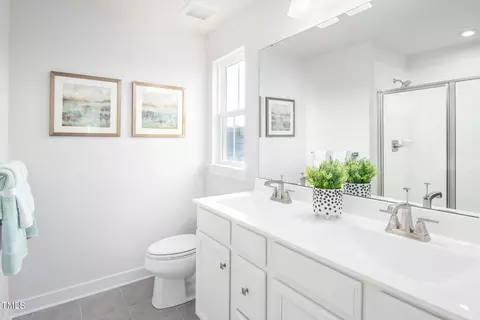 Bath - 8901 Stratus St, Willow Spring, NC 27592 photo 3 of 4