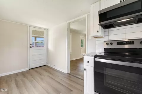 112 St Matthews Rd, Erwin, NC 28339 photo 7