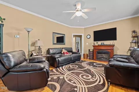 67 Gary Dr, Angier, NC 27501 photo 4