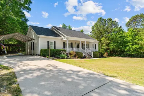 67 Gary Dr, Angier, NC 27501 photo 2