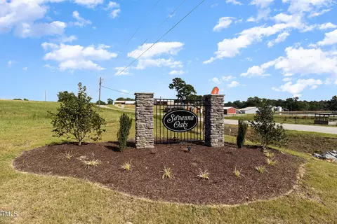 31 Tanseyleaf Dr, Smithfield, NC 27577 photo 2