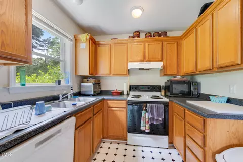 1005 Chaney Rd, Raleigh, NC 27606 photo 4