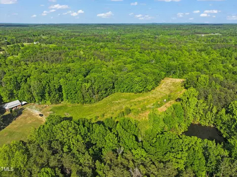 5858 Nc 119 N Hwy, Leasburg, NC 27291