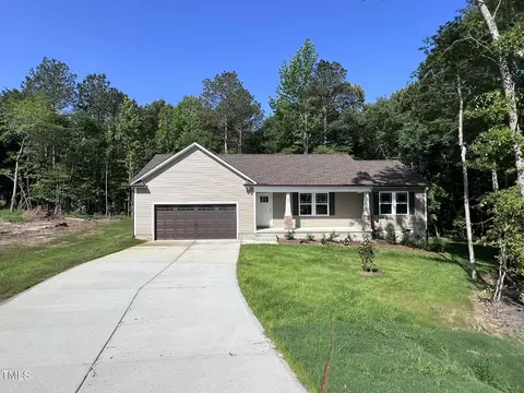 334 Constellation Ct, Benson, NC 27504