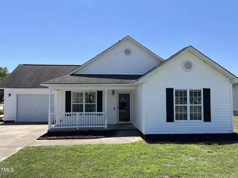 122 Deebeau Ln, Selma, NC 27576