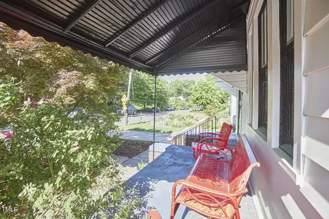 Exterior - 104 W Trinity Ave, Durham, NC 27701 photo 4 of 6