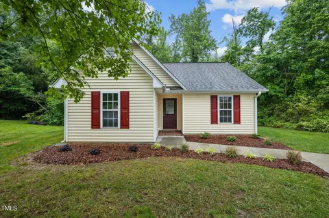 610 Merlin Ct, Burlington, NC 27215