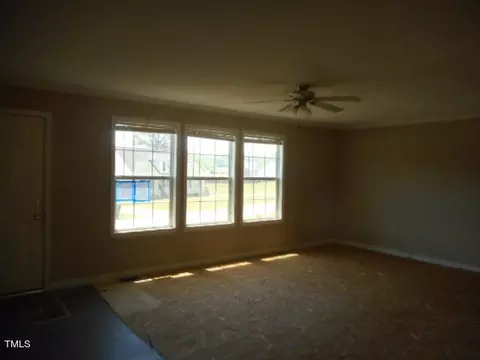 119 E Silverado Ct, Kenly, NC 27542 photo 4