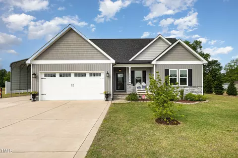 3223 Baileys Xrds Rd, Benson, NC 27504