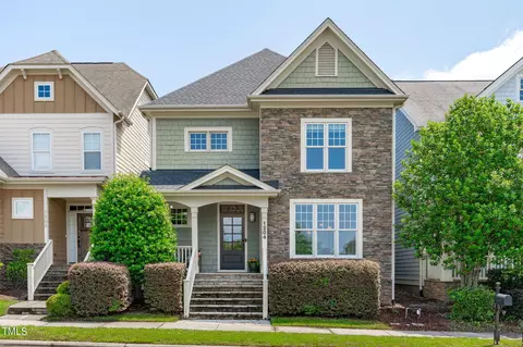1204 Sand Pine Dr, Cary, NC 27519