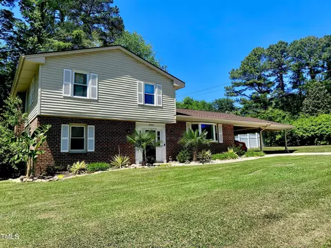 4013 Ingram Dr, Raleigh, NC 27604