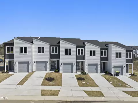1068 Merlot Hills Ln, Durham, NC 27704