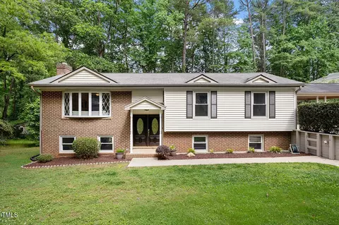 1203 Brookgreen Dr, Cary, NC 27511