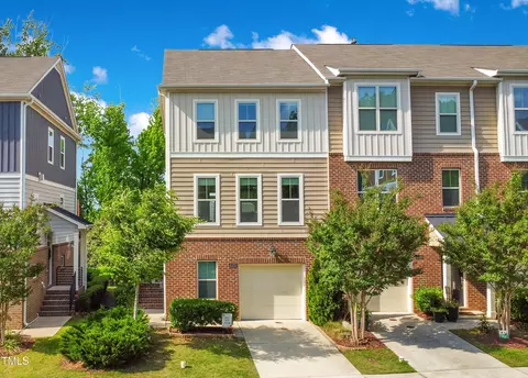 4128 Sykes St, Cary, NC 27519