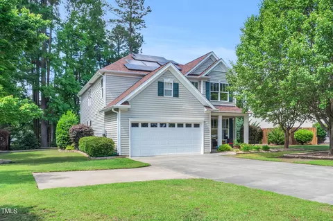 2104 Queensway Ct, Creedmoor, NC 27522