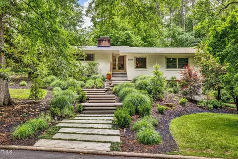 3216 Milton Rd, Raleigh, NC 27609