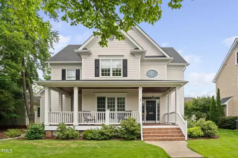 105 Magnolia Bloom Ct, Cary, NC 27519