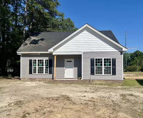 121 Vineyard Ct, Rocky Mount, NC 27803