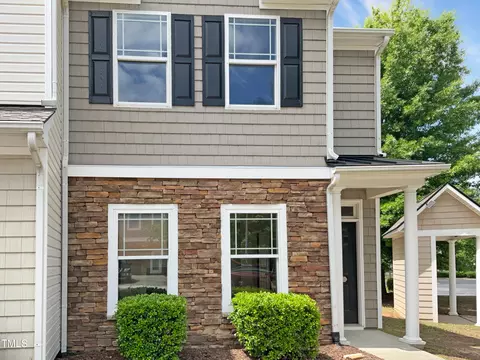 711 Keystone Park Dr #24, Morrisville, NC 27560