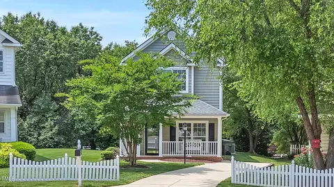 11701 Garden Warbler Ln, Raleigh, NC 27613