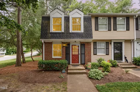 7701 Crown Crest Ct, Raleigh, NC 27615
