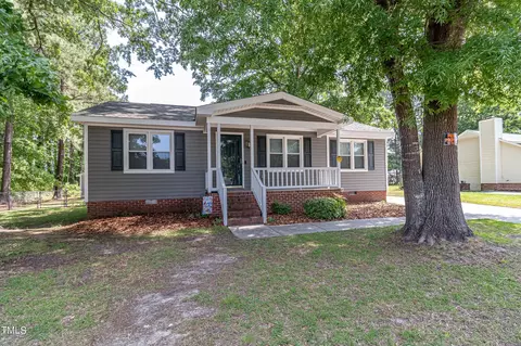 410 Barbour Rd, Smithfield, NC 27577