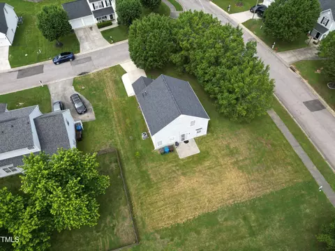 1 Kimbrough Ct, Durham, NC 27703 photo 7