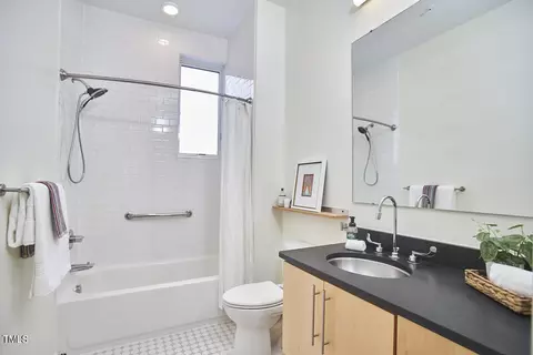 130 E Main St #202, Durham, NC 27701 photo 24