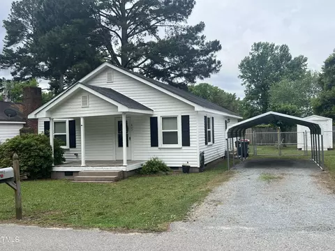 802 S 12th St, Erwin, NC 28339