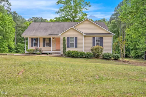 125 Apple Ct, Clayton, NC 27527