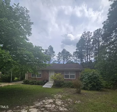 640 Fire Lane Rd, Bunnlevel, NC 28323