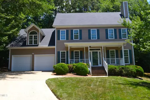 4401 Queenstown Ct, Raleigh, NC 27612