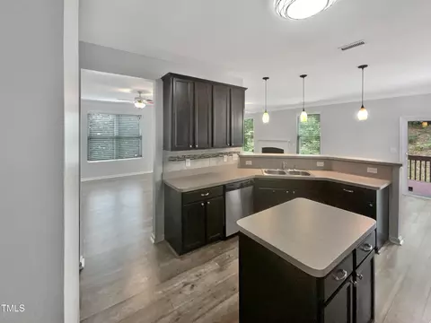 112 Rosebud Ln, Durham, NC 27704 photo 11